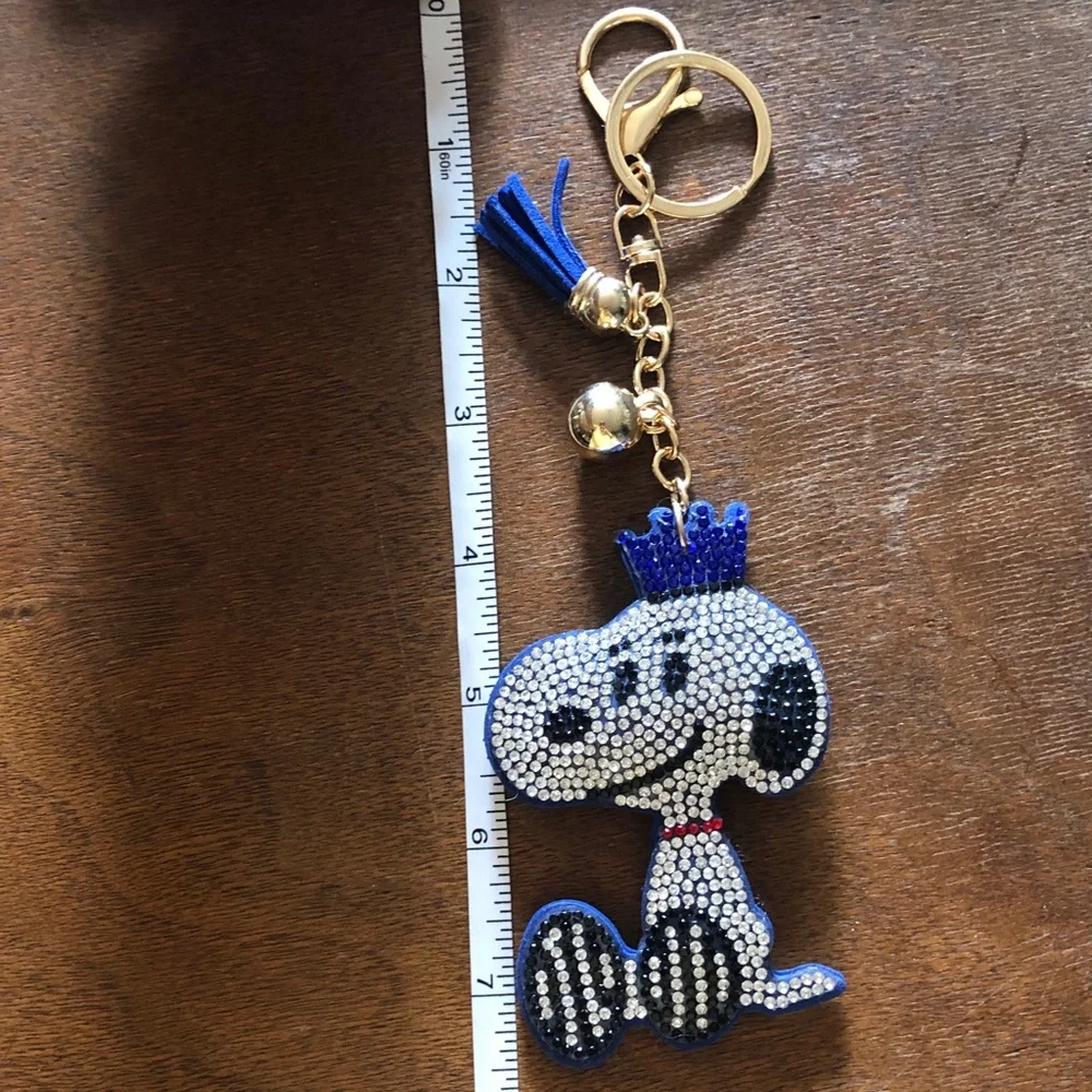 NWOT Rhinestone Snoopy Keychain/Clip Charm - Picture 8 of 9